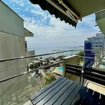 Aky&suki Sea View شقة *