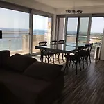 شقة Aky&suki Sea View أوليمبْ